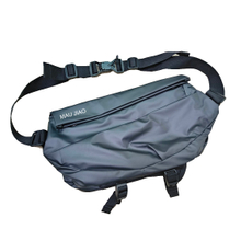 休閒時尚斜背包工廠